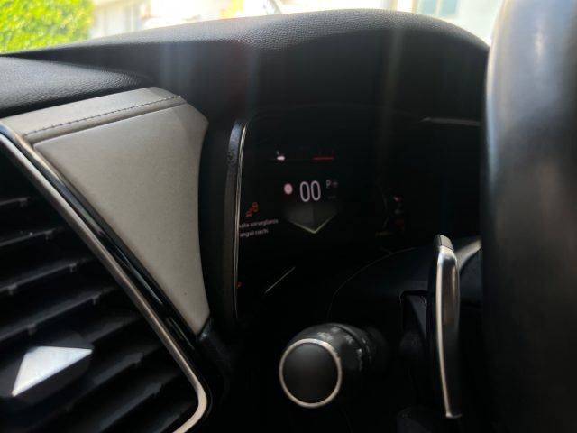 DS AUTOMOBILES DS 7 usata, con Telecamera per parcheggio assistito