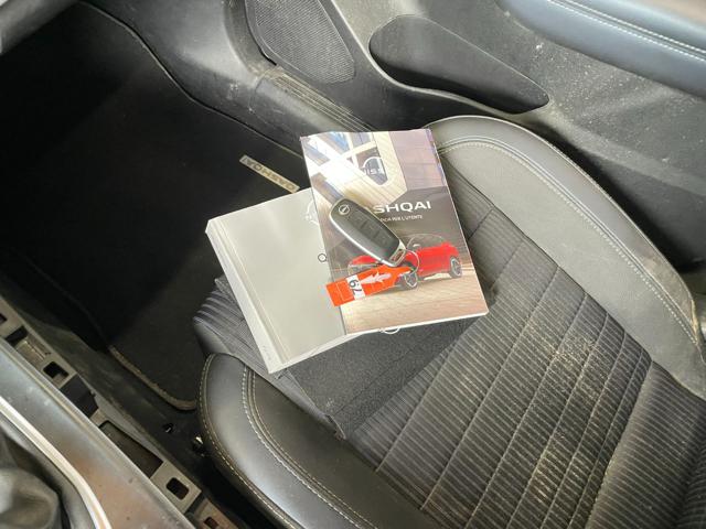 NISSAN Qashqai usata, con USB