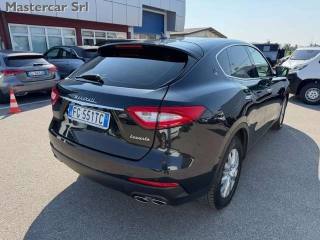 MASERATI Levante usata, con Autoradio