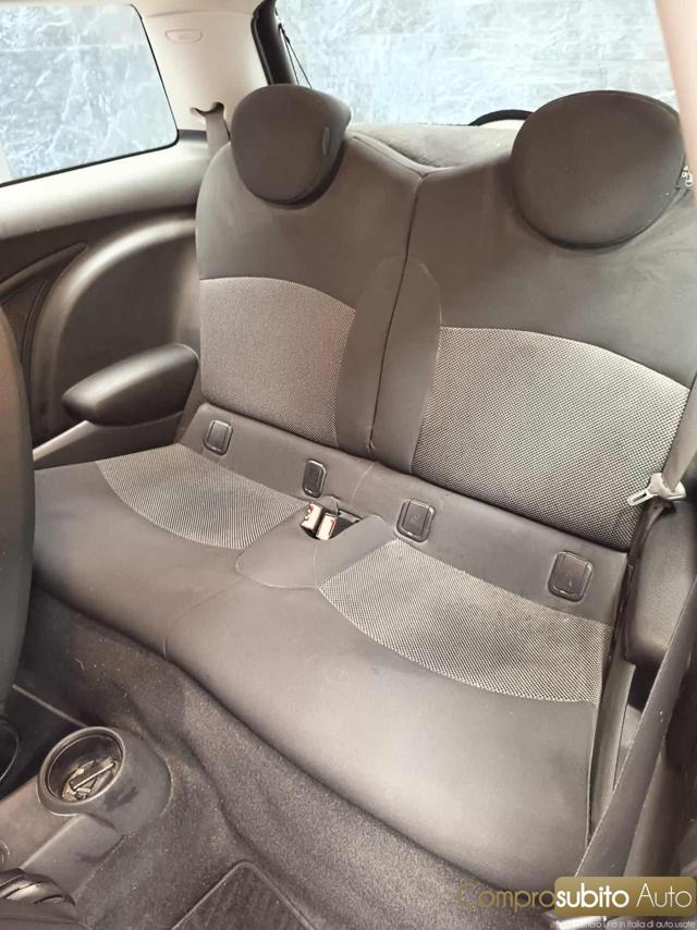 MINI Cooper D usata 22