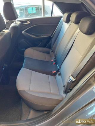 HYUNDAI i20 usata 15