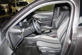 PEUGEOT 2008 usata, con Autoradio