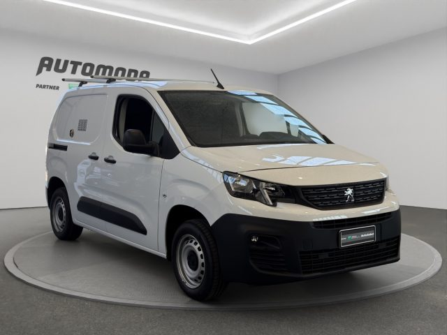 PEUGEOT Partner usata, con Autoradio