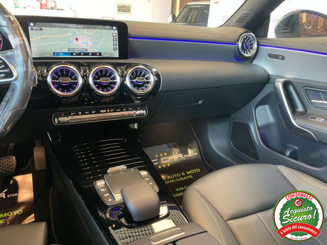 MERCEDES-BENZ CLA 200 usata, con Park Distance Control