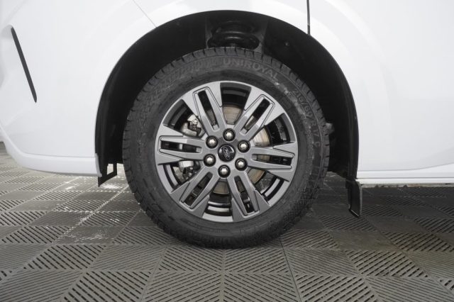 FORD Tourneo Custom usata 14