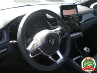 RENAULT Captur usata, con Bracciolo