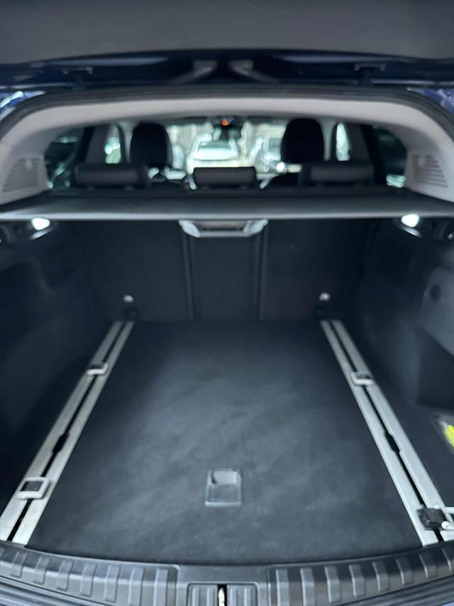 ALFA ROMEO Stelvio usata, con Sedile posteriore sdoppiato