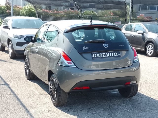 LANCIA Ypsilon usata, con Autoradio digitale
