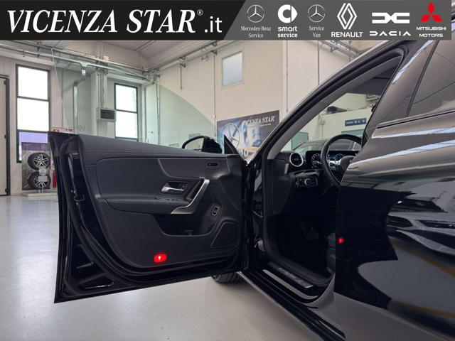 MERCEDES-BENZ CLA 180 usata, con Volante in pelle