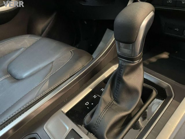 OTHERS-ANDERE OTHERS-ANDERE usata, con Telecamera per parcheggio assistito