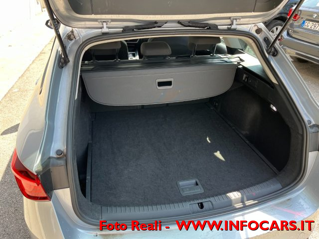 SEAT Leon usata, con Fari LED