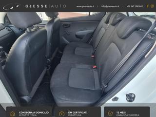 HYUNDAI i10 usata, con Sedile posteriore sdoppiato