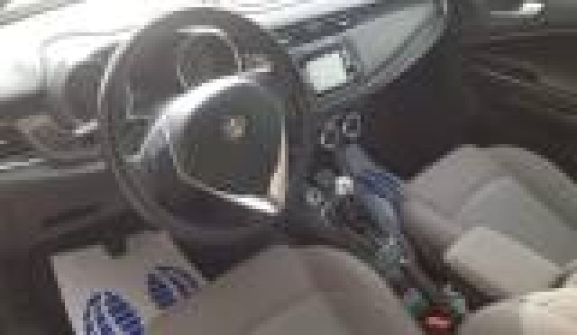 ALFA ROMEO Giulietta usata, con Airbag