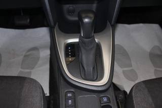 TOYOTA Yaris Cross usata, con Bracciolo