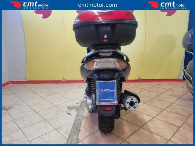 KYMCO Xciting 250 usata 4