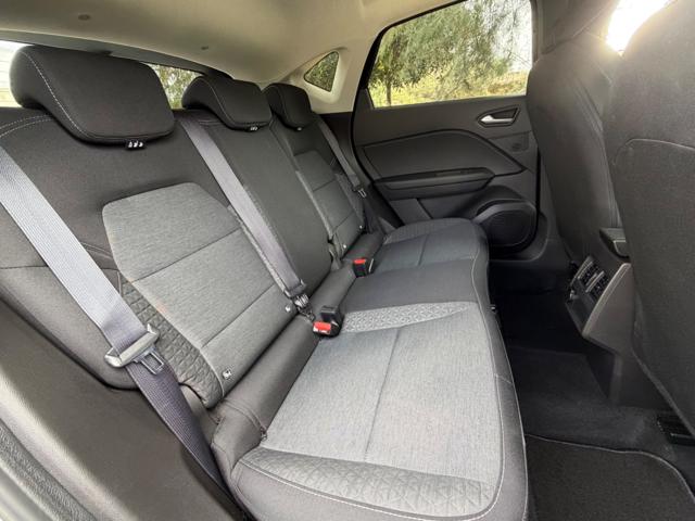 RENAULT Captur usata, con Bracciolo