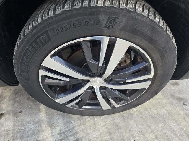 PEUGEOT 3008 usata, con Head-up display