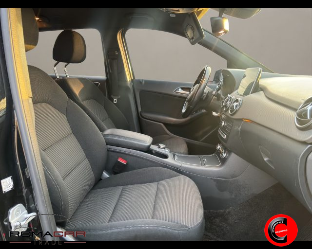MERCEDES-BENZ B 180 usata, con Sensore di luce