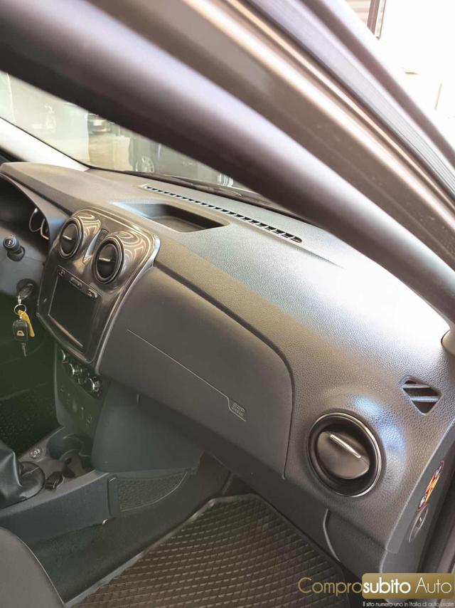 DACIA Sandero usata, con Climatizzatore