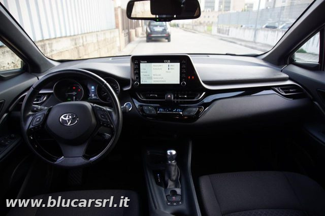 TOYOTA C-HR usata, con Cruise Control