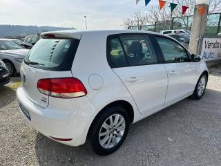 VOLKSWAGEN Golf usata, con Autoradio