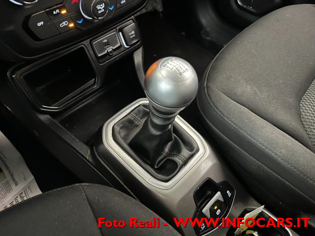 JEEP Renegade usata, con USB