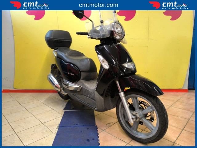 APRILIA Scarabeo 250 usata 1