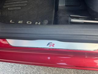 SEAT Leon usata, con Autoradio