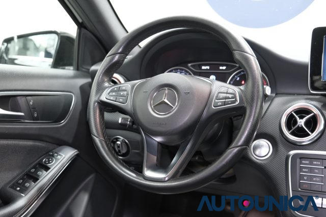MERCEDES-BENZ A 180 usata 40