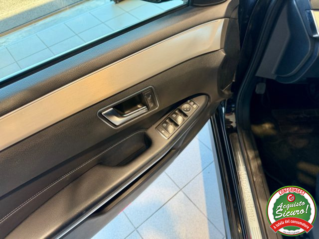 MERCEDES-BENZ E 200 usata, con Cerchi in lega