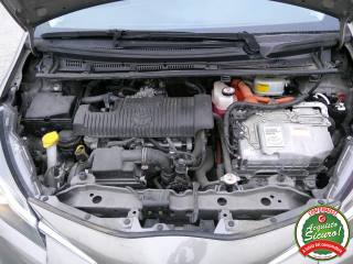 TOYOTA Yaris usata 14