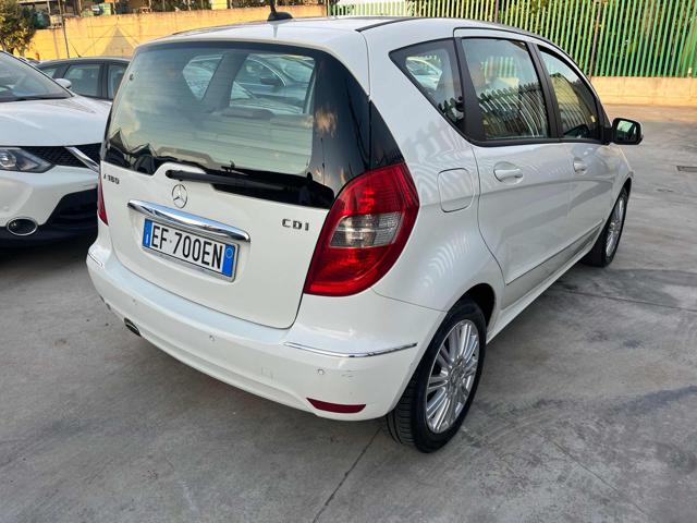 MERCEDES-BENZ A 180 usata, con Alzacristalli elettrici