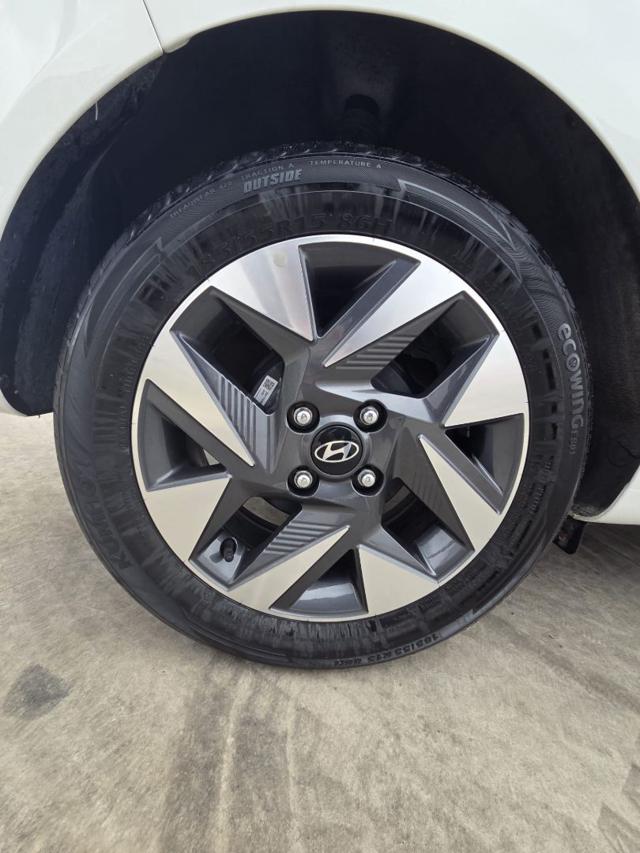 HYUNDAI i10 usata, con Fendinebbia