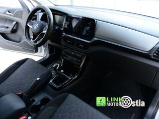 VOLKSWAGEN T-Cross usata, con Autoradio