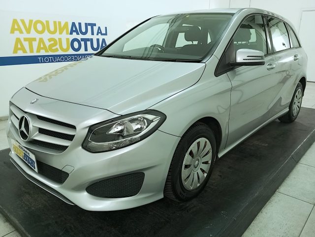MERCEDES-BENZ B 180 usata, con Airbag laterali