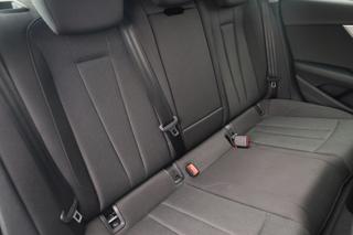 AUDI A4 usata, con Volante multifunzione