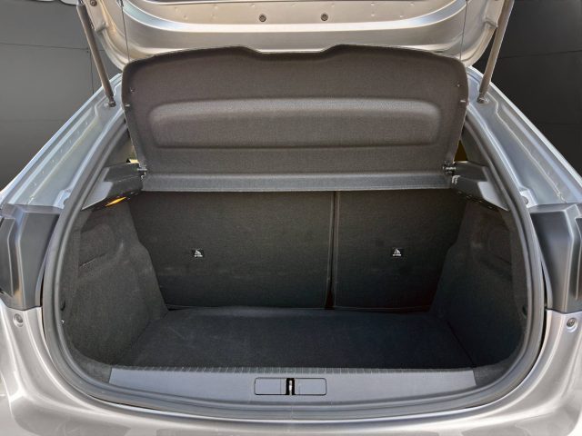 PEUGEOT 208 usata, con Sensore di luce