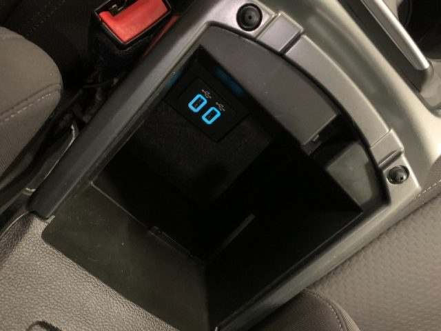 FORD Kuga usata, con Touch screen