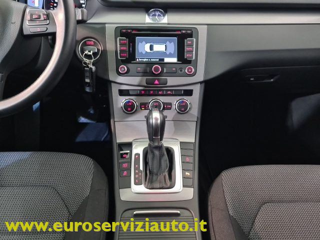 VOLKSWAGEN Passat usata, con Bluetooth