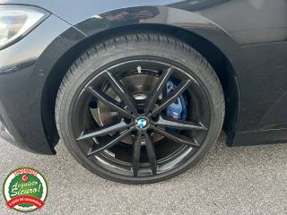 BMW 320 usata, con Fendinebbia