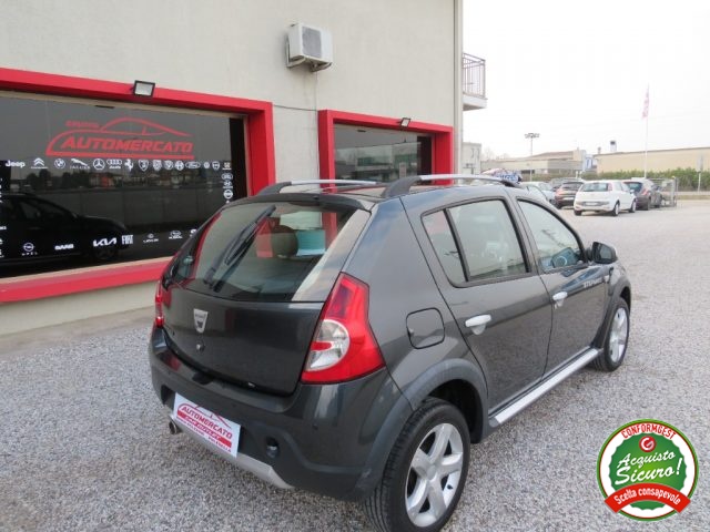 DACIA Sandero usata, con Cerchi in lega