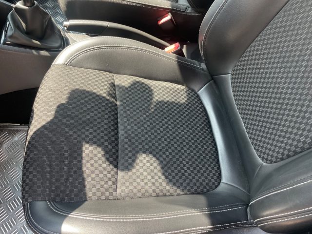 RENAULT Clio usata, con Chiusura centralizzata