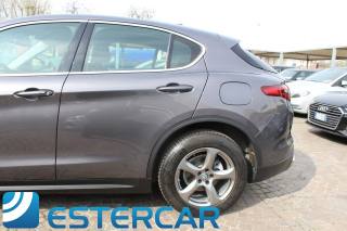 ALFA ROMEO Stelvio usata, con Fari Xenon