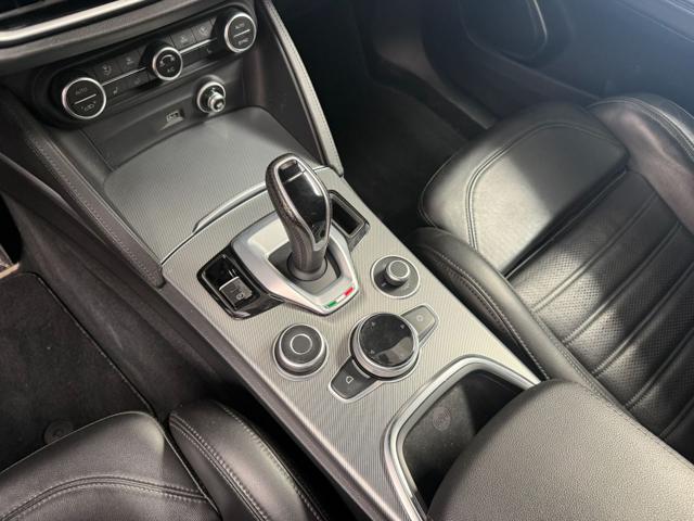 ALFA ROMEO Stelvio usata, con Interni in pelle