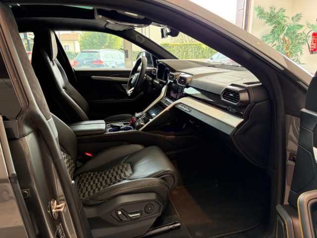 LAMBORGHINI Urus usata, con Touch screen