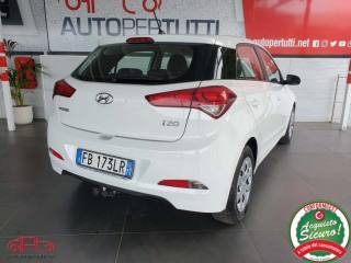 HYUNDAI i20 usata, con Airbag laterali