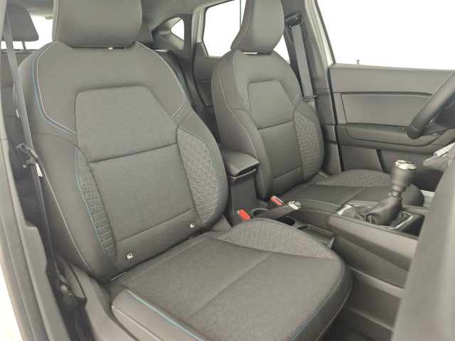 RENAULT Captur usata, con Autoradio digitale