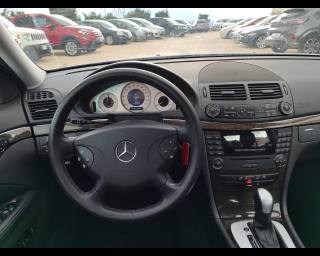 MERCEDES-BENZ E 280 usata, con Bracciolo