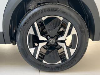 PEUGEOT 2008 usata, con Sensore di pioggia
