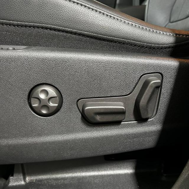 OPEL Grandland usata, con Controllo automatico clima